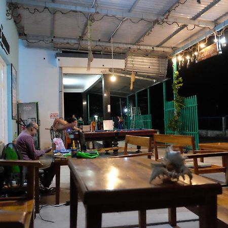 Hostel Phu Quoc Backpacker Exterior foto