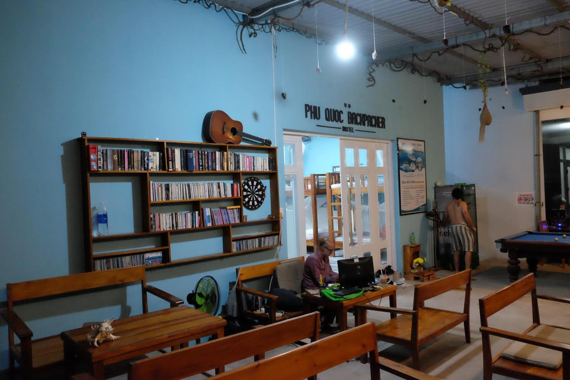 Hostel Phu Quoc Backpacker Exterior foto