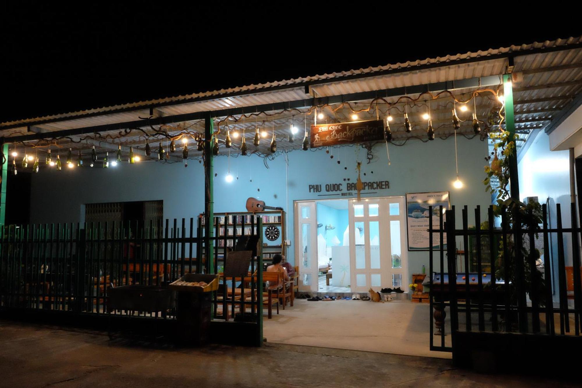 Hostel Phu Quoc Backpacker Exterior foto